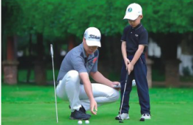  休闲体育服务与管理（国 